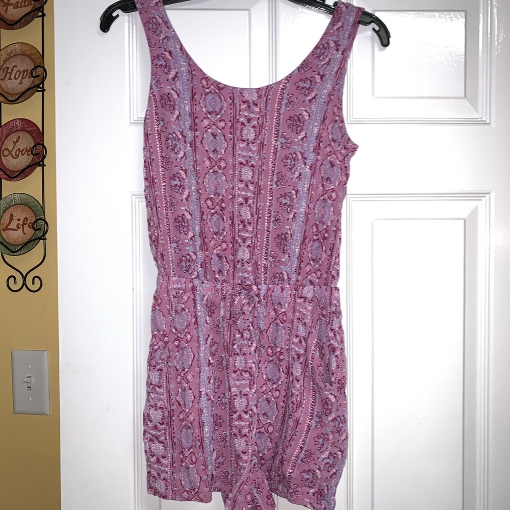 Romper - Picture 2 of 3
